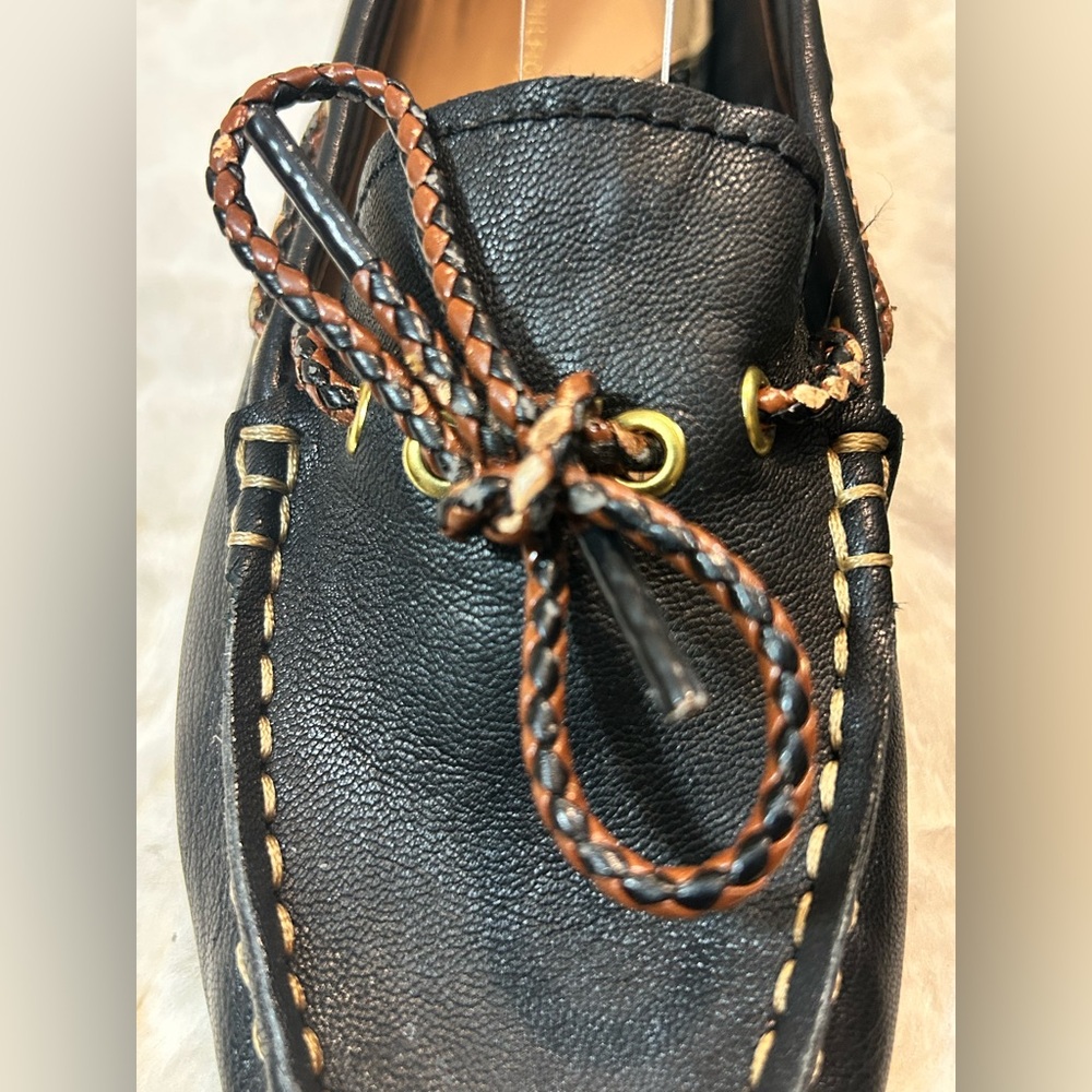 Tommy Hilfiger Randra Leather slip on ballet boat shoe loafer women’s size 6.5M - Picture 7 of 13